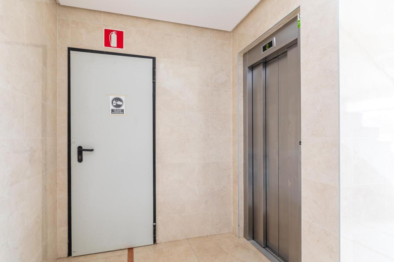 Isola Beachside Apartment Valencie Exteriér fotografie