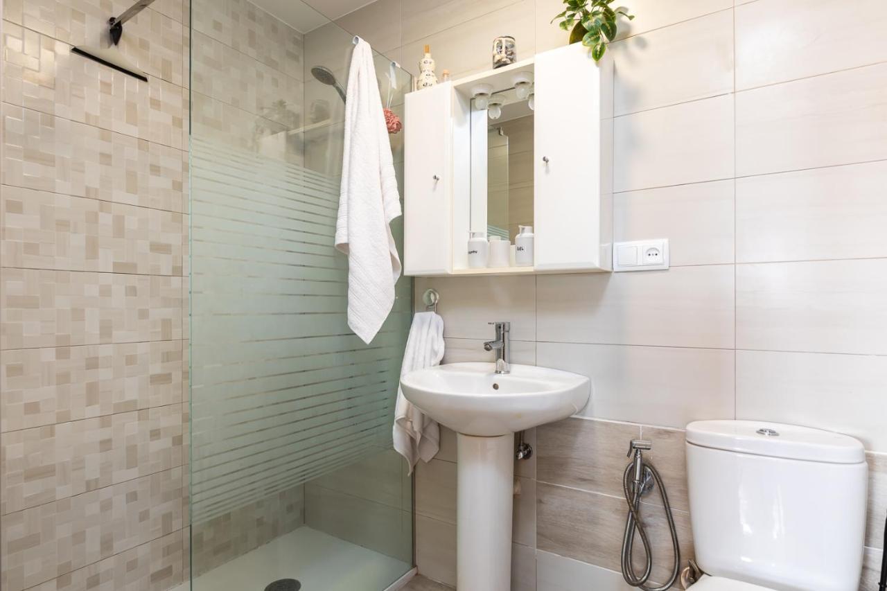 Isola Beachside Apartment Valencie Exteriér fotografie